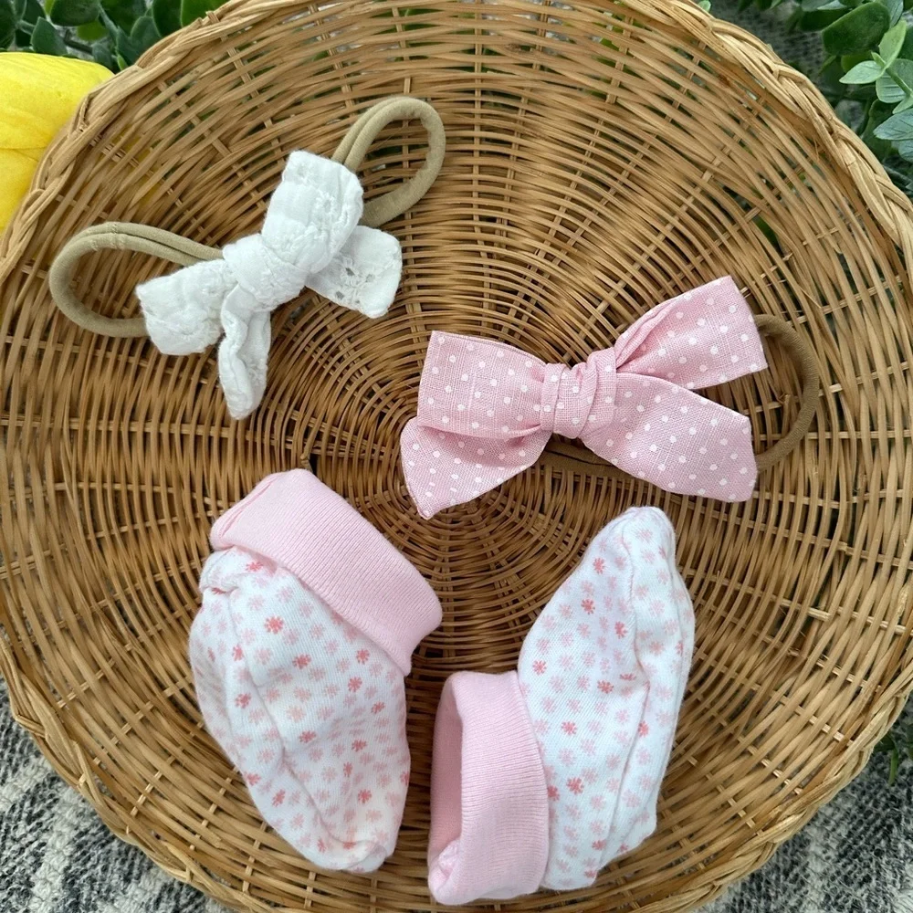 Carter’s 3 month baby girl booties & two matching girly hairpieces